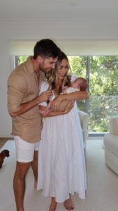 Actor Travis Burns HD Instagram Photos and Wallpapers March 2024