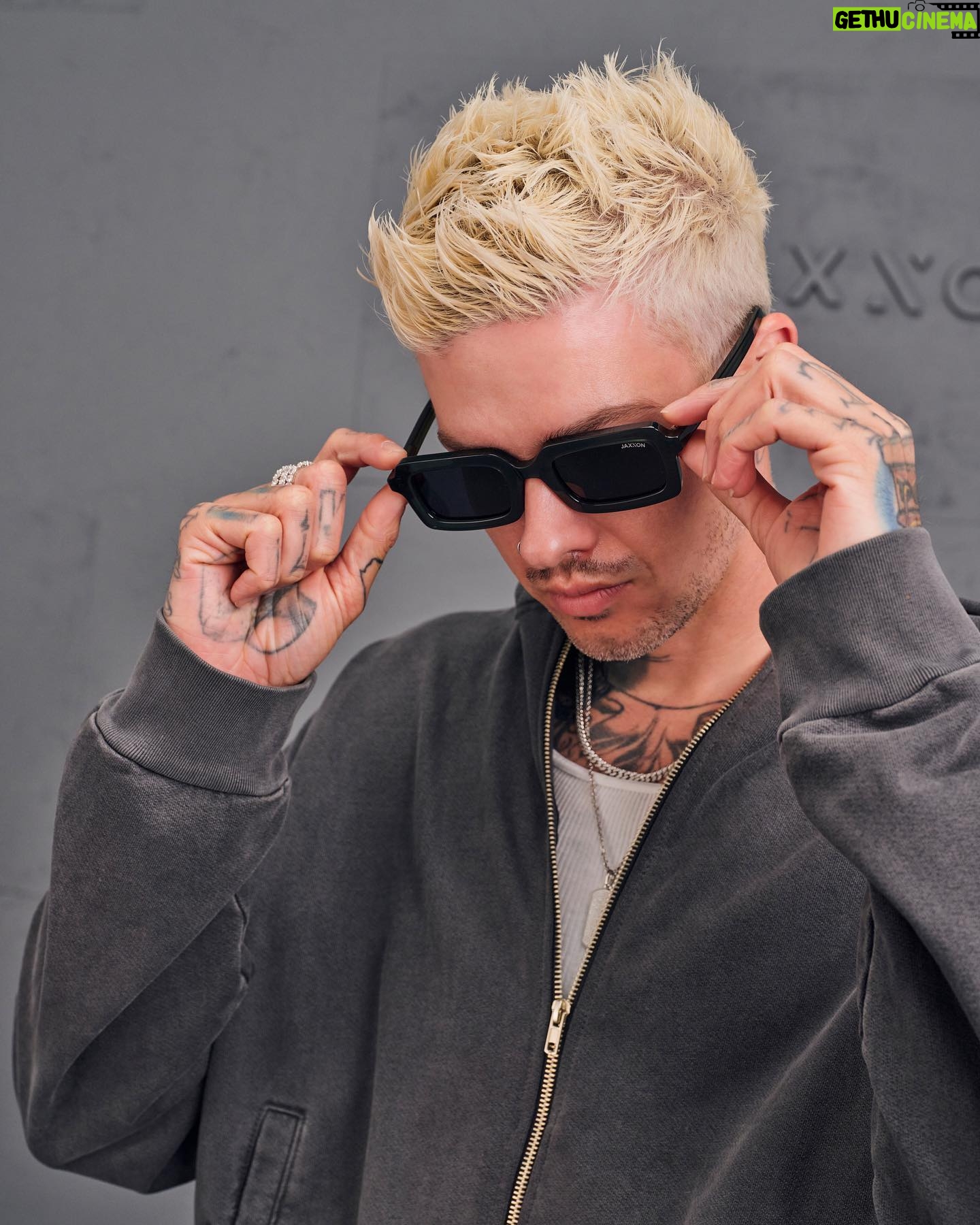 Travis Mills - 3 Likes - life is too short to wear boring sunglasses @jaxxon