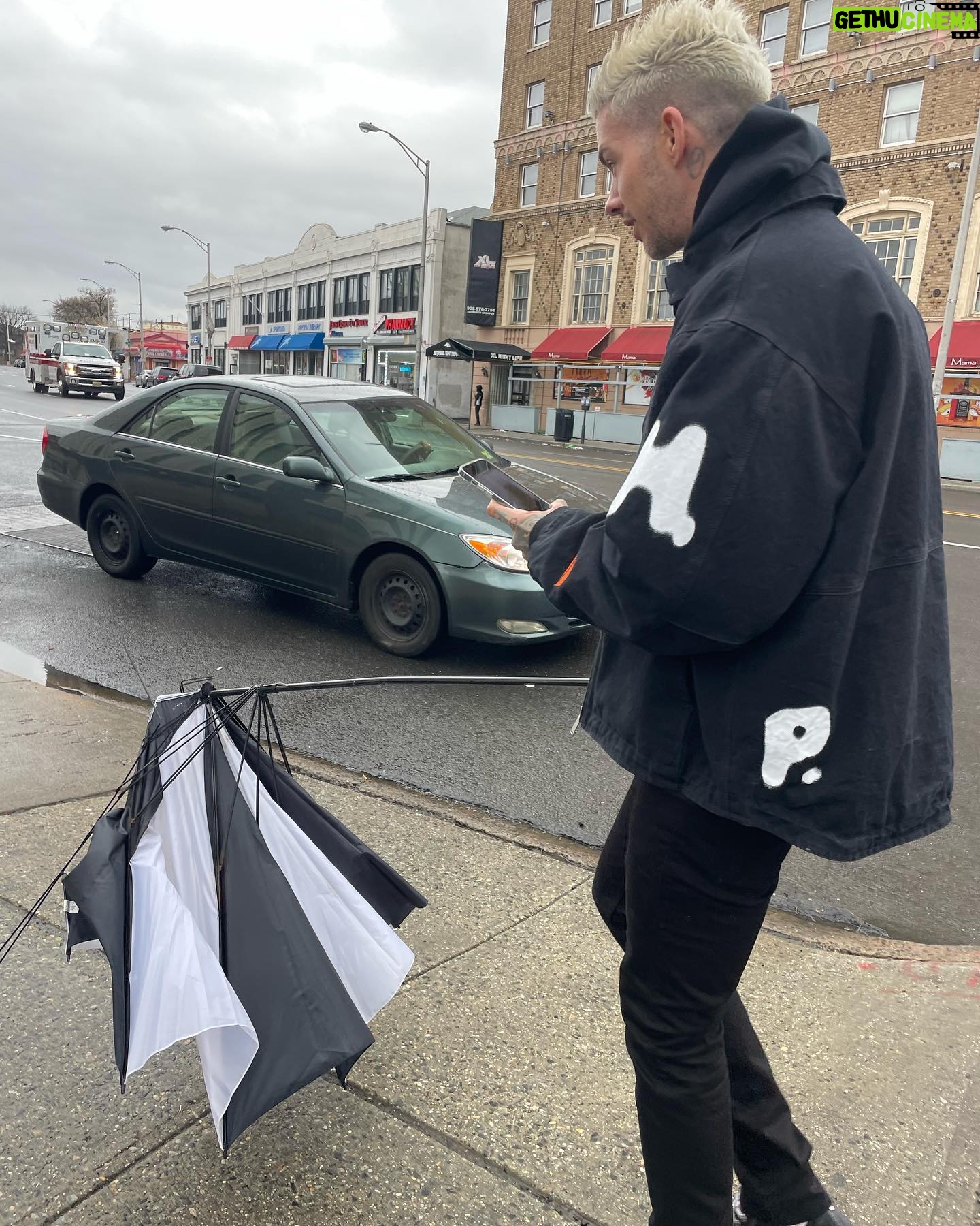 Travis Mills - 3 Likes - a year of flying state to state, sleeping in weird hotels, dealing with crazy weather and having awkward conversations in front of cameras is on your tv every tuesday on @mtv 🤘who’s watching @mtvsecretship tonight?!