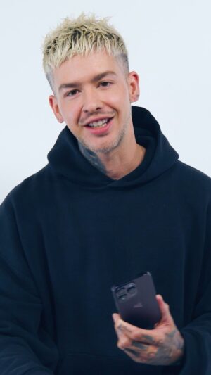 Travis Mills Instagram - @travismills takes you step-by-step through Apple Music Sing. Watch now and get the latest collection of Sing-ready playlists at the link in bio.