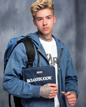 Travis Mills Instagram - sup nerds?