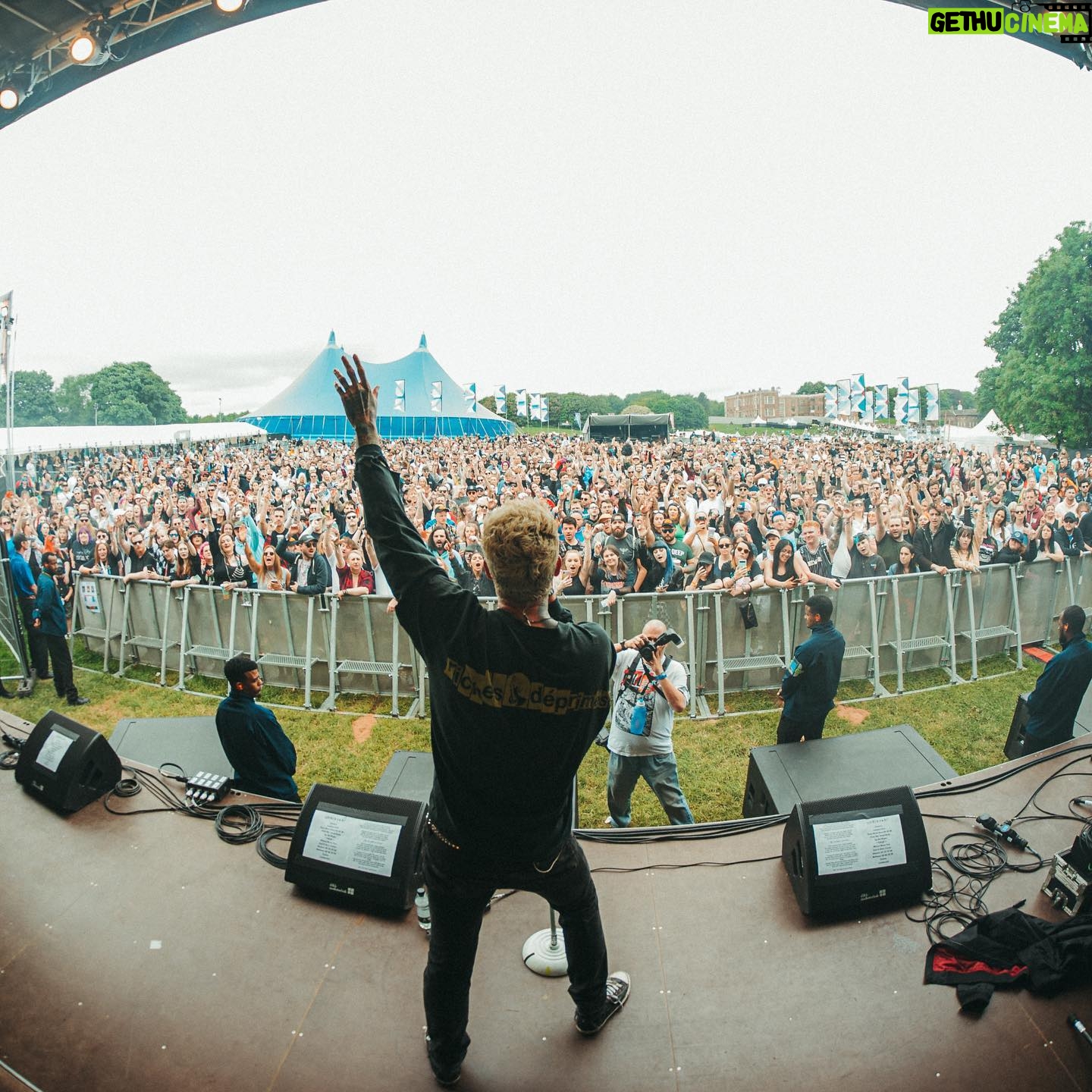 Travis Mills - 3 Likes - we came. we slammed. we dunked.