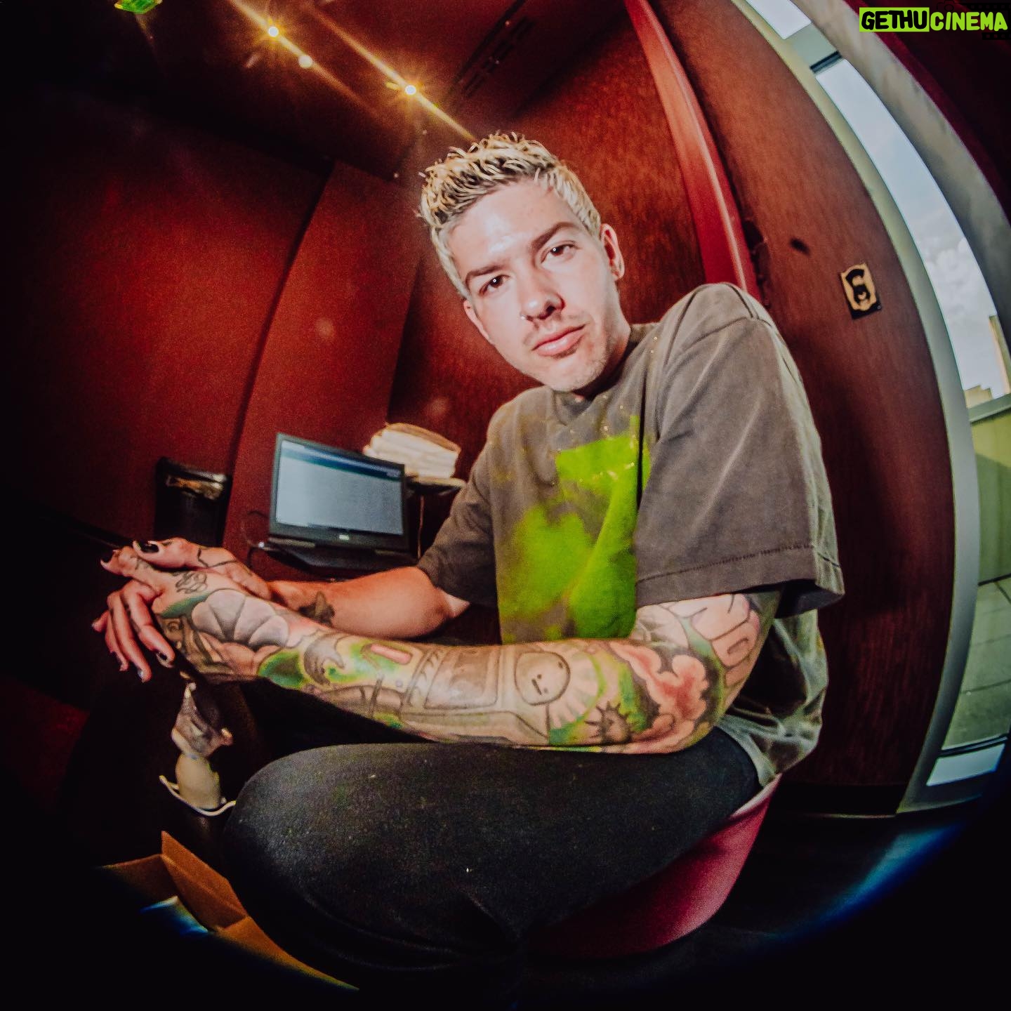 Travis Mills - 3 Likes - tag ur crush and don’t say anything 💌