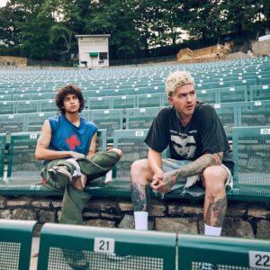 Travis Mills Instagram - i can’t remember what me & @dominicfike were looking at but we we had an unforgettable convo about life, sobriety and everything in between that you can go watch right now