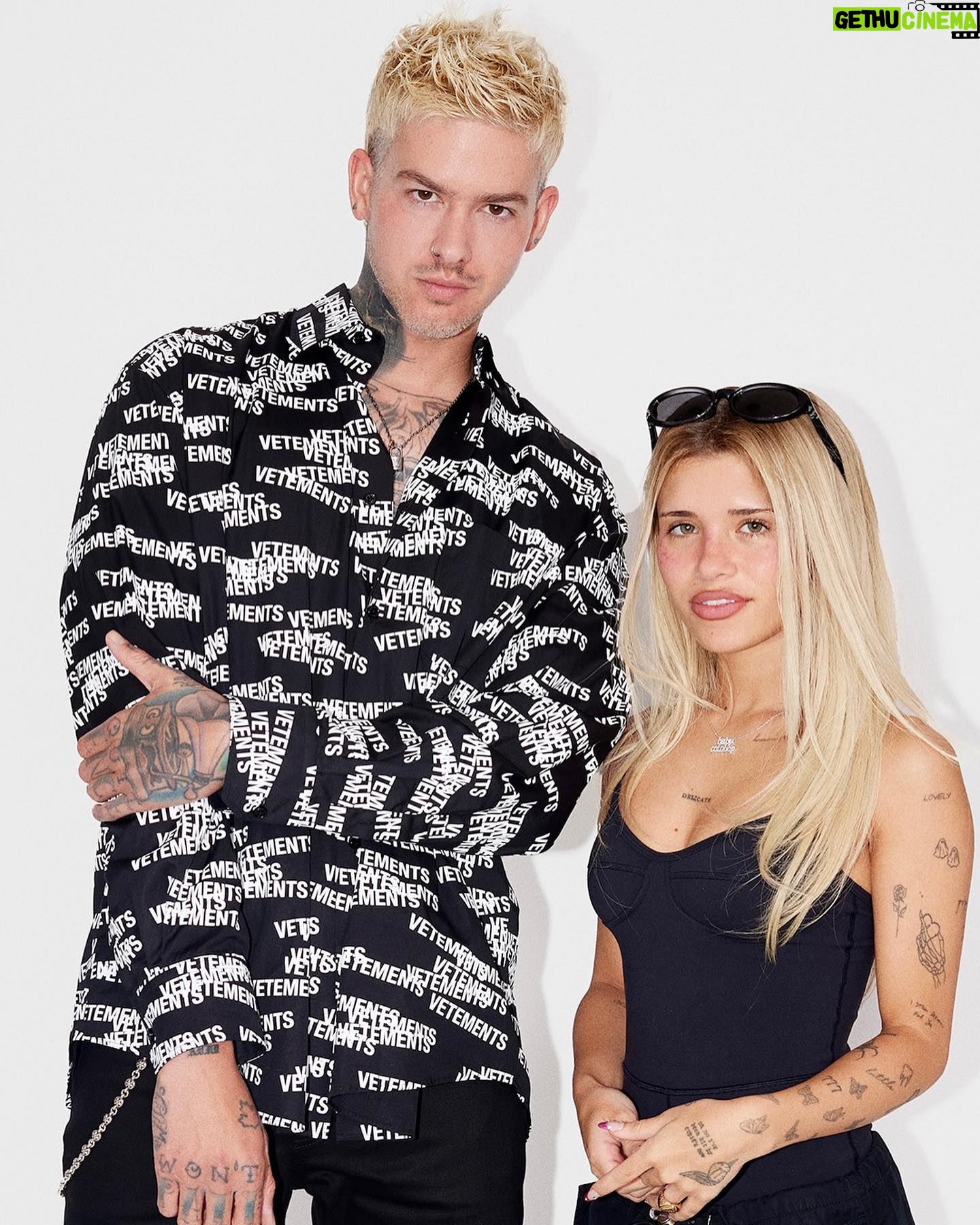 Travis Mills - 3 Likes - i sat down with @nessabarrett… literally