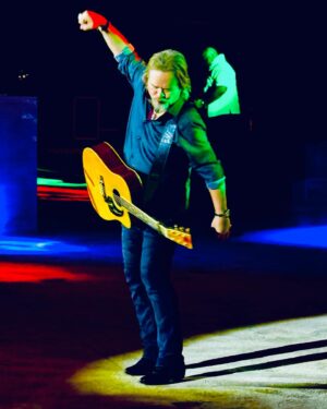 Travis Tritt Instagram - We had a blast in Farmington, PA @timberrockamp playing our show in front of a packed audience! God bless all the fans who still like to hear real country music mixed with some southern rock. We love and appreciate y’all so much!