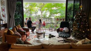 Travis Van Winkle Instagram - Singapore Uncle time. 

Airlines lost my luggage for 2  weeks, but I made the most of it. 

New Zealand next!