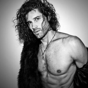 Trent Garrett Instagram - Winter is NOT coming.
.
.
.
📷 @bradley206
