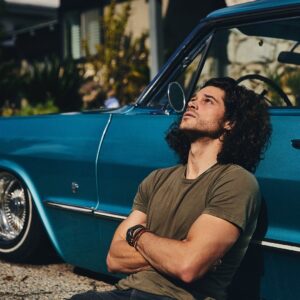 Trent Garrett Instagram - -
Sing to me
My morning prayer
Throw to me
That brown eyed stare
Walk with me
Take me there
Hang on me
Koala bear
-
Cook with me
Come stir me up
When I'm empty
Please fill my cup 
Take my heart
Then sew me shut
You quench me
Like coconuts
-TG
.
.
.
📷 @billkennedyphoto