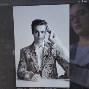 Trevor Stines Instagram - DÂŃÇĮÑG ŠHŒŚ ➡️ Some BTS from yesterday’s shoot. Thanks to these guys for such a fun, creative environment: @emilysimsmakeup @icontips @nuttia_s 
Stay tuned for more on this one 🤫