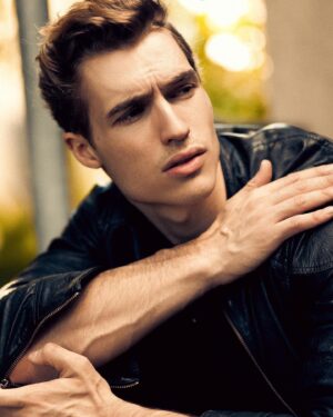 Trevor Stines Instagram - “I’d rather be king for a day than a fool forever.”
Like this and tell me about your weekend in the comments.
-
@diabesale @mavrickagency