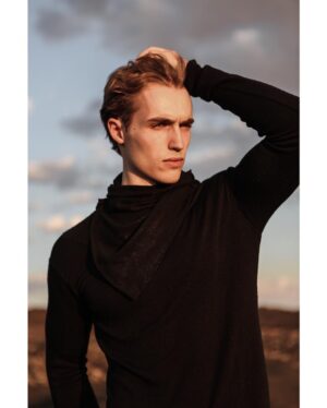Trevor Stines Instagram - Color, or black and white? 😁
.
.
@brandonandre #bnwportrait #blackandwhite #bnw #blackandwhitephotography #photography #photographer #color #photoshoot