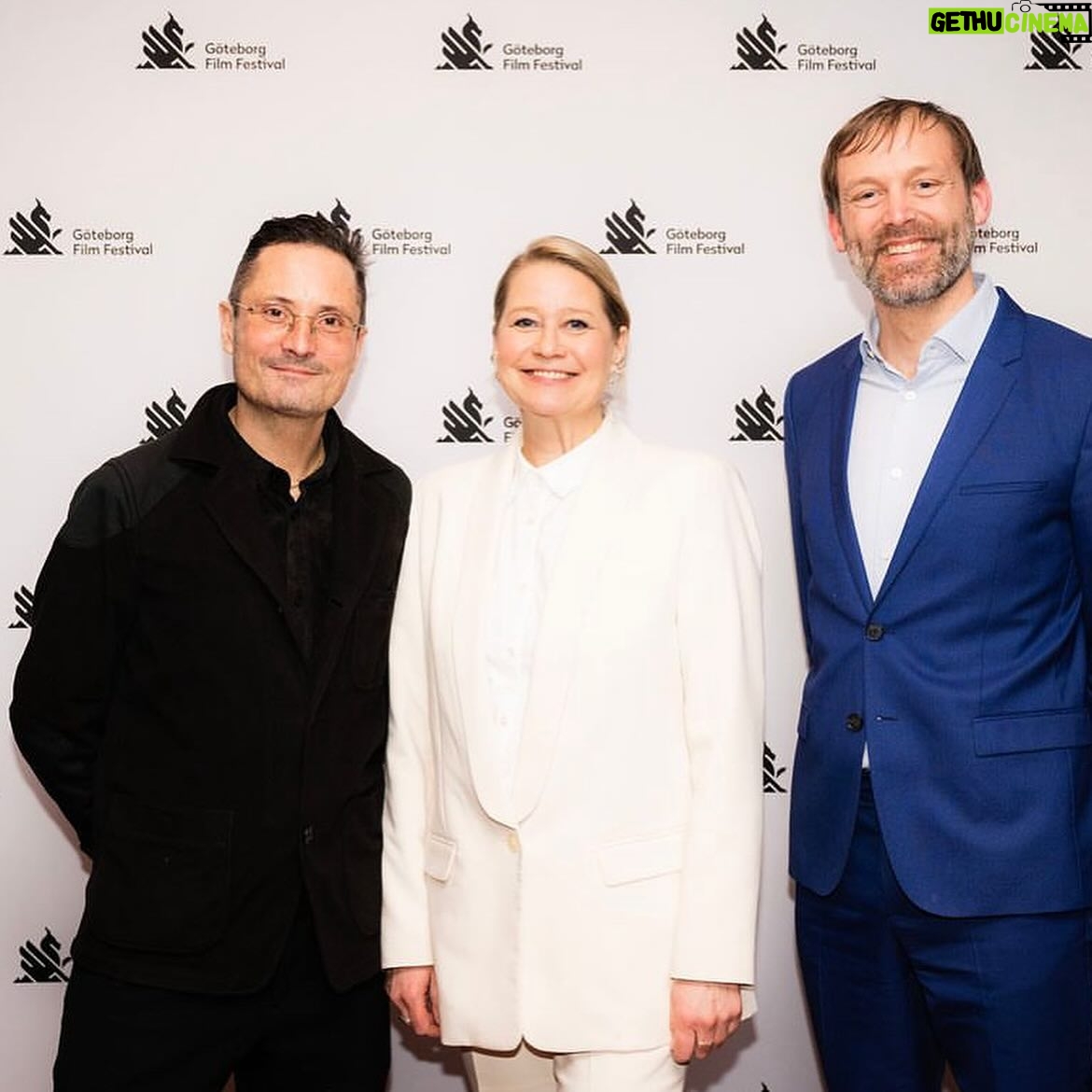 Trine Dyrholm - 1.3K Likes - BIRTHDAY GIRL havde sin verdenspremiere pƄ @zurichfilmfestival i September sidste Ƅr og har siden da rejst rundt pƄ forskellige festivaller @tallinnblacknightsff @gbgfilmfestival @filmfestivaloostende @officialsbiff
Nu er det ENDELIG tid til dansk premiere og vi glƦder os til at I kan se filmen i biografen fra pĆ„ torsdag d. 4. April ā¤ļø#birthdaygirl #danishrelease