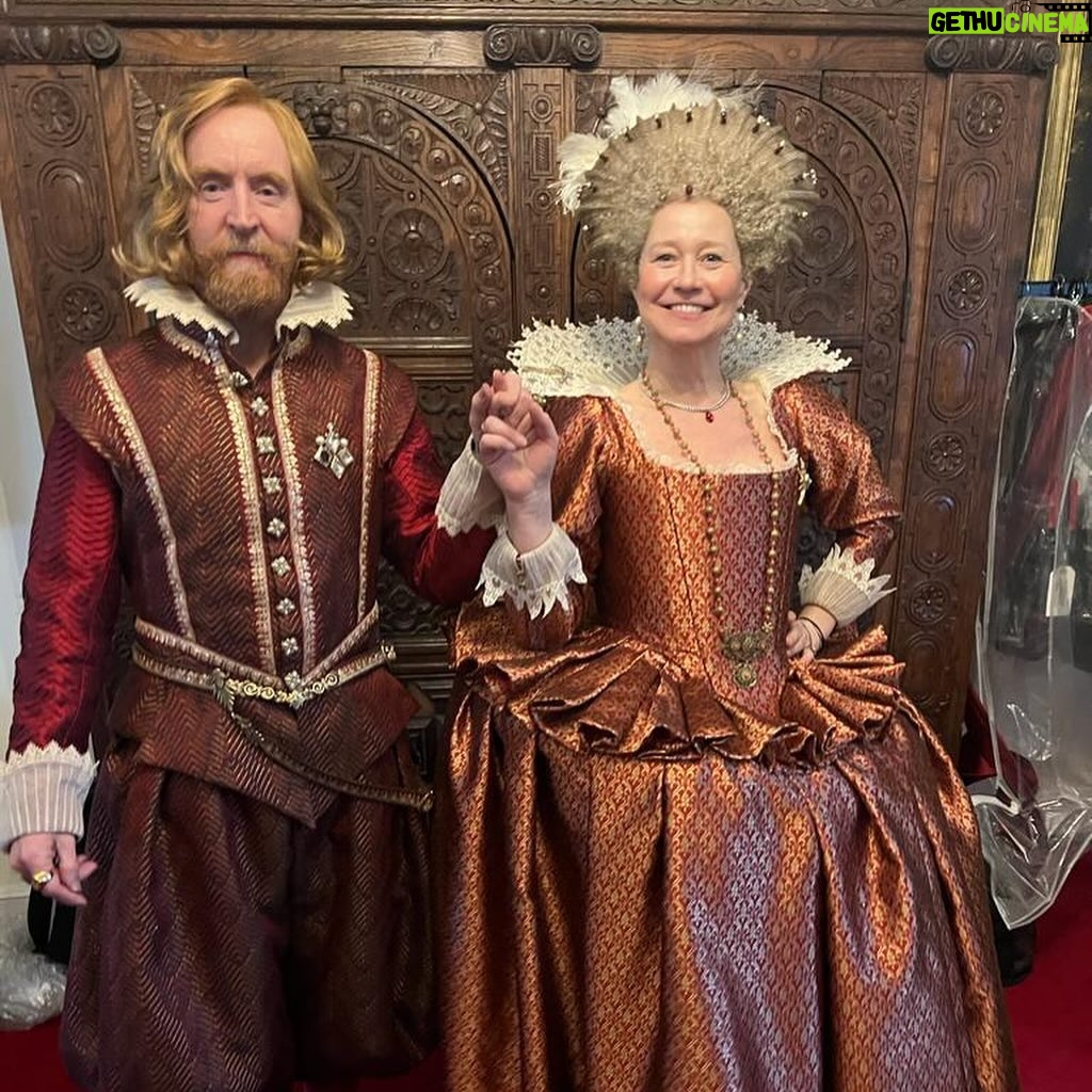 Trine Dyrholm - 1.3K Likes - Queen Anne & Queen Annie @annieruthsymons You are a legend š„Thank you and your wonderful team for all the extraordinarily beautiful costumes for me and my King: The Amazing @tonycurran ā¤ļøš„ #maryandgeorge @skytv @nowtv