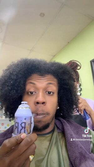 Trinidad James Instagram - Billion Dollar Afrooooooooo by @nickybaam 

Anybody else bring there @puffco to the Salon ? 🕺🏿🔥🤣
