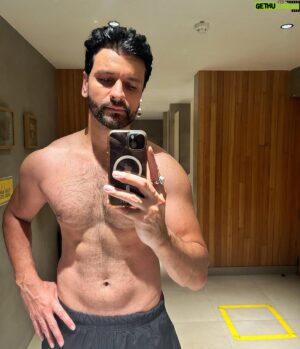Trishaan Singh Maini Instagram - 🖤