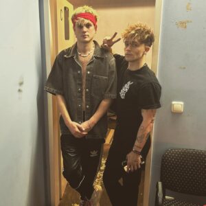 Tristan Evans Instagram - la fiesta continua