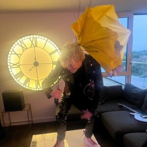 Tristan Evans Instagram - Running out of captions….. 🪐