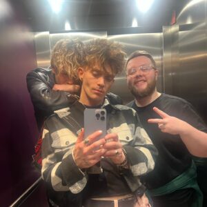 Tristan Evans Instagram - Running out of captions….. 🪐