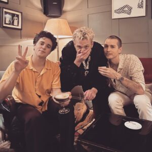 Tristan Evans Instagram - Sorry i’ve been quiet. Happy holidays and happy fuckin new years! Let’s go