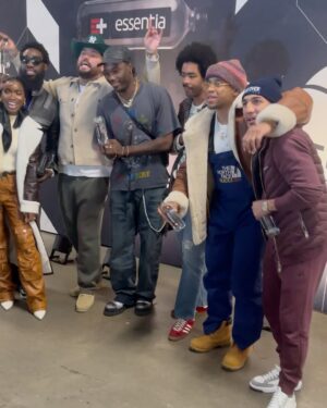 Tristan Mack Wilds Instagram - it’s one thing to go to a game, right? it’s another to kick off the new partnership w/ some good vibes, a win by the @brooklynnets and of course, some @essentiawater!
 
oh, and if you’re in New York, @essentiawater is giving you a chance to win a true VIP experience; Courtside Seats to a Nets game and dinner at the Crown Club. Hit their Instagram for details on how to enter. #EssentiaFuelsBK. #Sweepstakes.
 
#EssentiaPartner