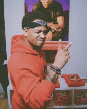 Tristan Mack Wilds Instagram - i needed some time to digest the thoughts in my head from the 10 year anniversary of “New York: A Love Story”. It’s amazing to create a project with people you love, it’s something different when people love it just as much as you do. so to everyone who’s touched this record, or if this record ever touched you, thank you. and YES, there is more coming. we ain’t done; job not finished. word to Kobe.

📸: @kendellevi