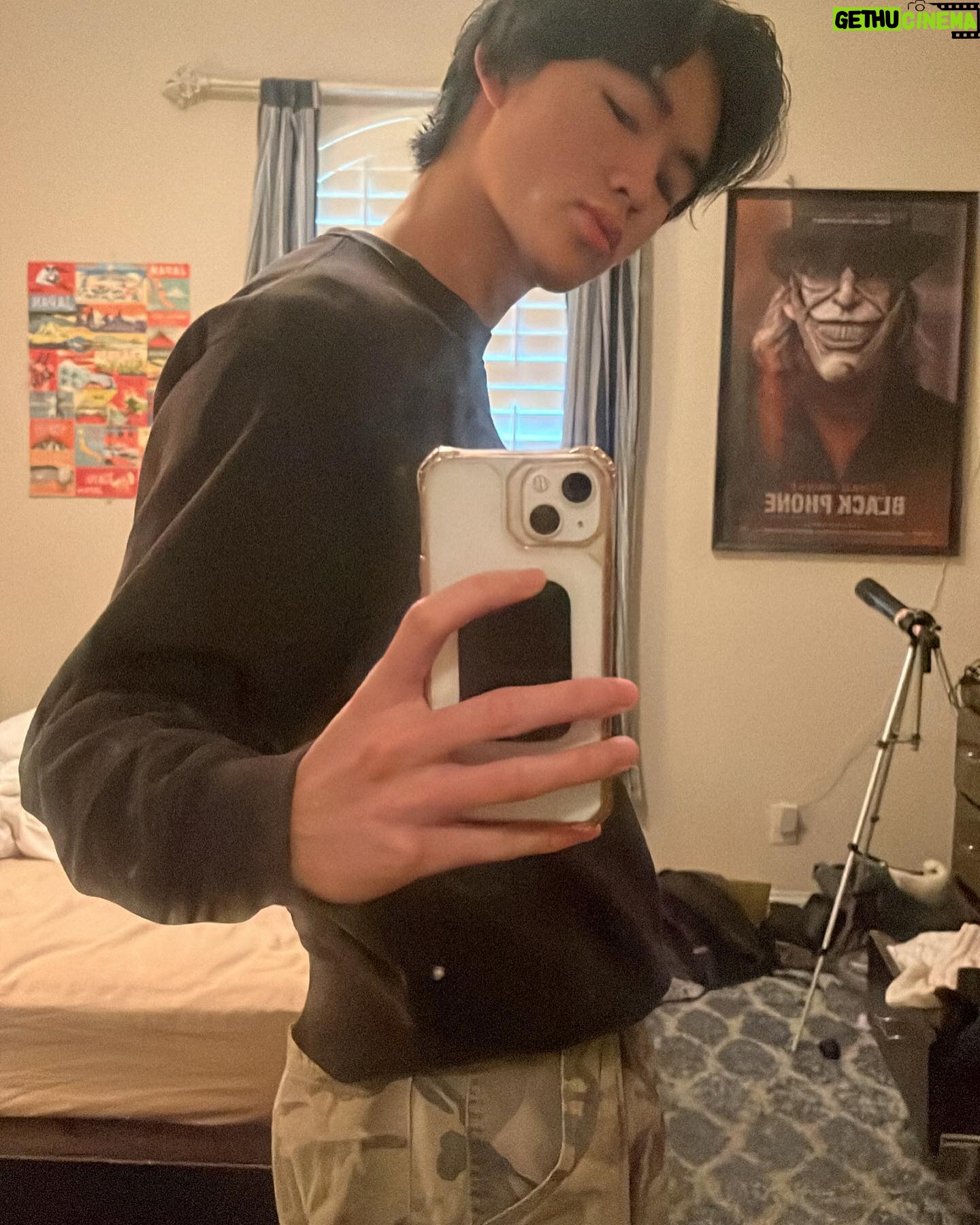 Tristan Pravong - 216.3K Likes - WINTER BREAK PHOTO DUMP