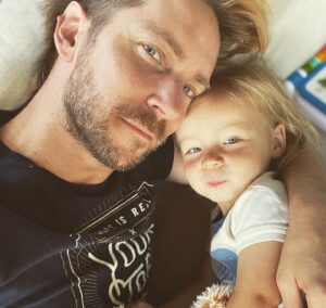 Troy Baker Instagram - So powerful you created a holiday. 
Thanks for challenging me to be my best self.
You give me more than I could ever ask for. 
…and I’m pretty stoked you’re into TMNT and Transformers. 
Proud to be your daddy.