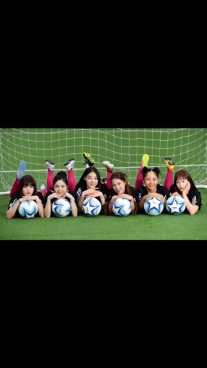 Truedy Instagram - 전국 여자축구대회 홍보대사가 되었습니다!⚽️

안녕하세요 골때녀 원더우먼 트루디 입니다!
원더우먼이 제 32회 여왕기 전국여자축구대회홍보대사가 되었습니다!
모든 선수님들 건강하게, 준비하신 모든것들 보여주시길 기도할게요!
많은 관심 부탁드립니다~!🥰