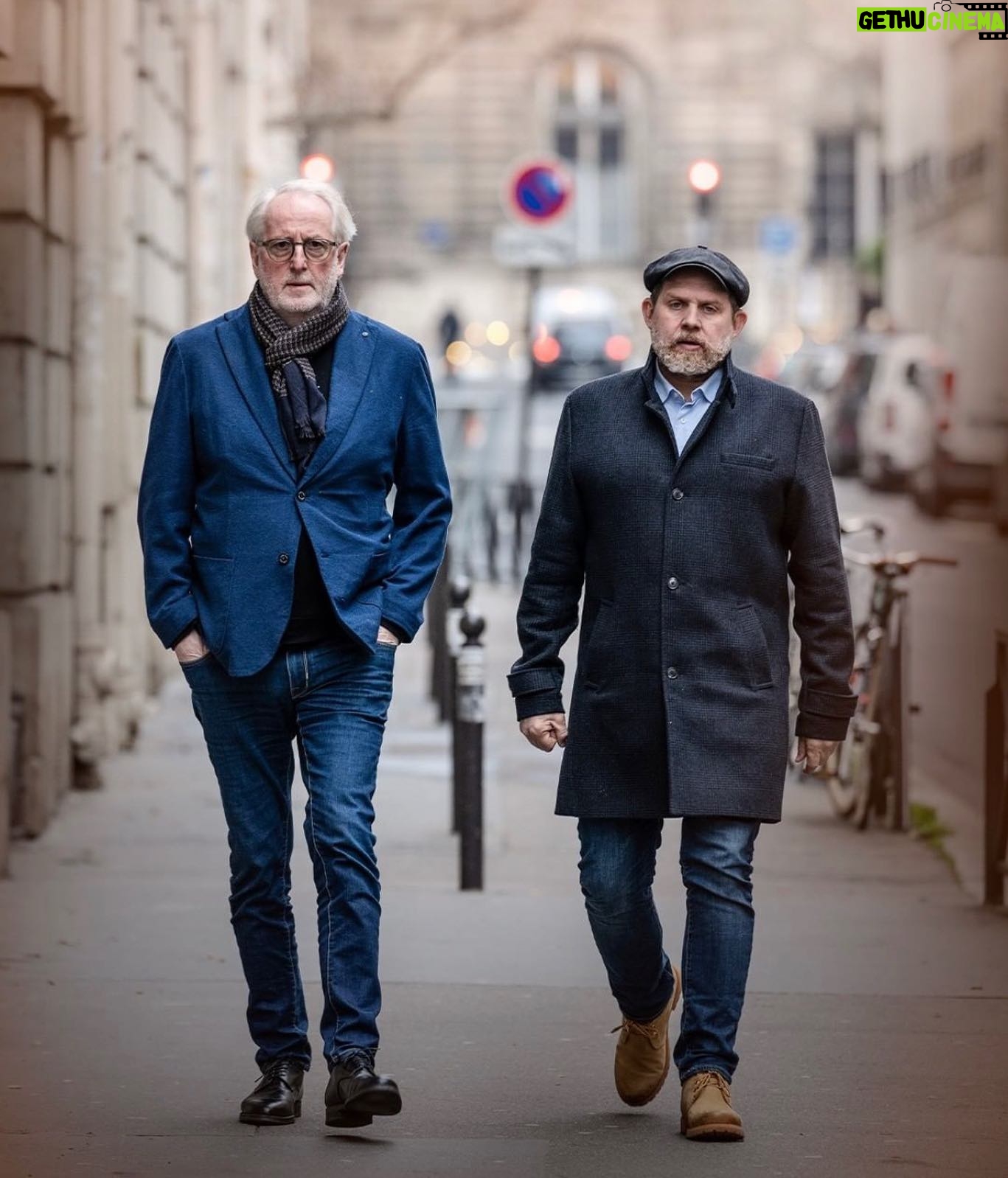 Truls Svendsen - 3.5K Likes - Gårsdagens Truls à la Hellstrøm Bistro gikk naturlig nok ut av sendeskjemaet til @tv2norge, men sendes heller i kveld kl 22:25, etter kveldens premiere på «Forræder». Den kan også sees på @tv2play når du måtte ønske.