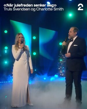 Truls Svendsen Instagram - Takk for alle fine tilbakemeldinger ifm julelåten vi fremførte på Norges Nye Megahit på @tv2norge. 🙏🏻❤️ Alle sangene er å finne på Spotify og Tidal. @charlottehvidesmith @danielkvammen @thisisanders_ #norgesnyemegahit