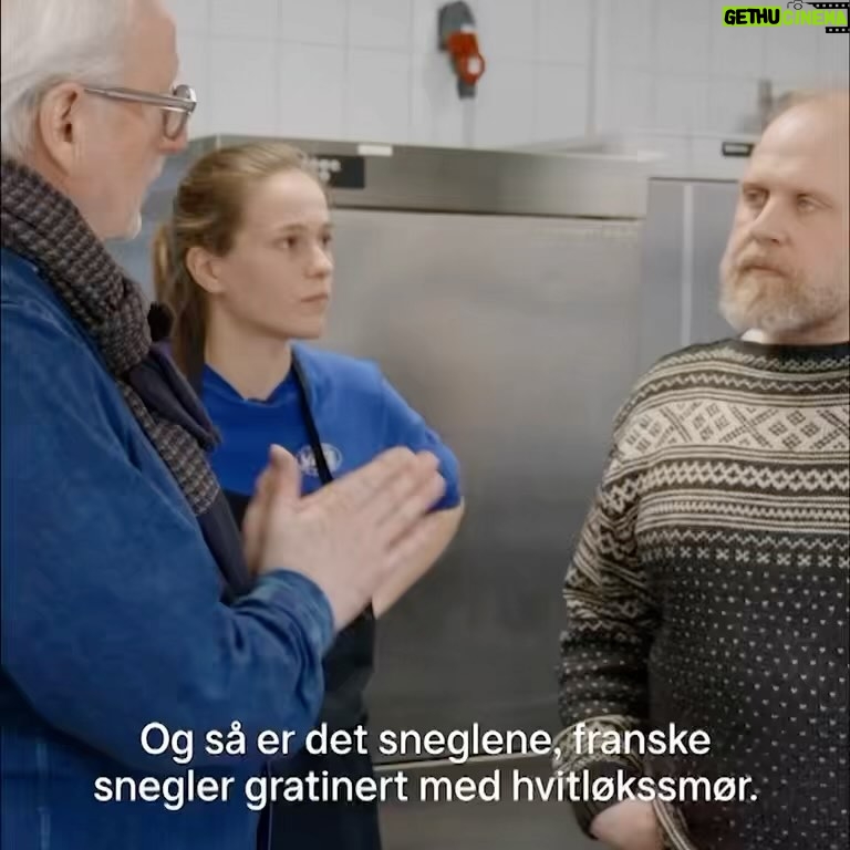 Truls Svendsen - 4.4K Likes - Kalde snegler rett fra boksen… 😳 Æ vente litt… 👎 Truls à la Hellstrøm Bistro ep2 i kveld kl 20:00 på @tv2norge og når du vil på @tv2play.