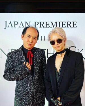 Tsukasa Saitô Instagram - えぐかったなぁ。
YOSHIKIさんの映画「UNDER THE SKY」のJAPAN PREMIERに行ってきました。
HYDEさんにもお会いできて、レジェンドとこんなに長時間ご一緒することもないので、レジェンド酔いしました。
アンミカ姉さんも流石のスピーチで、バチェラーイベント以来の休井ちゃん、チョコチョコご一緒させていただくTAKAHIRO先生、ホルモンのダイスケはんさん、PEPEPEラジオ以来のRYUGAにも会えて楽しかったね。
何も成し遂げてないのになぜ僕がレッドカーペット歩いてるのか？緊張のあまりYOSHIKIさんの白ワイン一髪入れてから歩いたら、あとで酔ったけど。

#YOSHIKI
#UNDER_THE_SKY
#HYDE
#ヘッドカーペット
