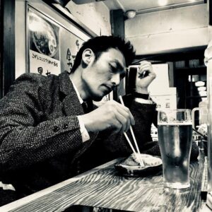 Tsuyoshi Kusanagi Instagram - まだ正月気分。
おせちに飽きたら餃子とビール。
#餃子とビール