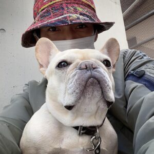 Tsuyoshi Kusanagi Instagram - 良い一日を！
#ヤンチェオンテンバール 
#クルミ