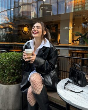 Tuğba Daştan Instagram - Çorap bi kültürdür😂
