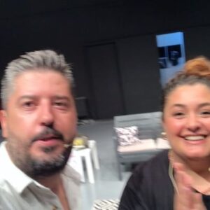 Tuğçe Karabayır Instagram - Çoook teşekkür ederiz Güzel İzmir❤️ İyi ki varsınız #RuhÖküzüm

@tugcekarabayir @erkankaradenizz @finitolartiyatrosu @ardaonatt @suflesanat