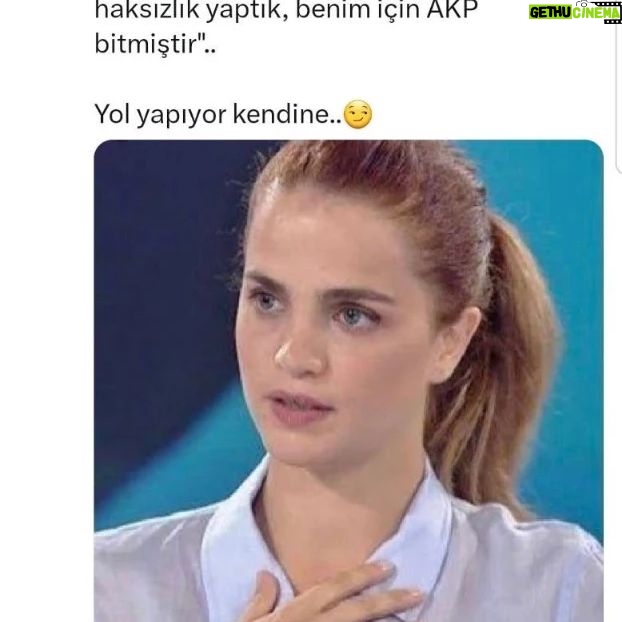 Tuğçe Kazaz - 15.5K Likes - 😂😂😂 Benim niye bundan haberim yok? Biraz ahlak, şeref, haysiyet diyeceğim ama zaten bunlarda sıkıntı olduğu için yapıyorsunuz. Bu haliyle CHP’ye hiçbir zaman doğrudan veya dolaylı destek vermeyeceğim. Vazgeçin bu sevdanızdan. AK Parti de bitmedi. Yeniden başlatmak için sadece reset attık. Bu şansı heba etmezse çok daha güçlü geliyor. Eminim seçim sonuçları Ak Parti’den çok CHP için sürpriz olmuştur zira halk CHP'yi hiç beklemediği ve bilmediği bir konuda, yani hizmetle görevlendirdi. Bu görevi yapmaz, ülke ve millet menfaati için koşturmazsa bir sonraki seçim CHP diye bir parti kalmaz. Zira kendi oyuyla kazanmadı. Onun için şansınızı zorlamayın ve bu şansı halkla uğraşmak yerine halka hizmetle geçirin. Yoksa halkın giydirdiği o ateşten gömlek evvela CHP'yi yakacak. Ayrıca düşünsenize, Ak Parti bu seçimi de kazansaydı yenilenmeden bu kadar tepki, sorun ve kutuplaşma ikliminde bir sonraki genel seçimlerde başarılı olabilir miydi?