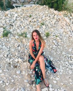 Actress Tuğçe Kurşunoğlu HD Instagram Photos and Wallpapers January 2020