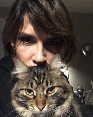 Tülay Günal Instagram - Birbirimize mi benzedik nedir?😻😺