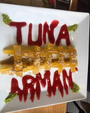 Tuna Arman Instagram - Minik tunam  sinan ve zeyneple harika bir pazar gününden
 #benimgüzelçocuklarım #binlercesukur