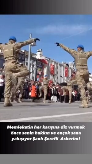 Turgay Başyayla Instagram - Memleketin her karışına diz vurmak önce senin hakkın ve ençok sana yakışıyor Şanlı Şerefli Askerim! 
#komando #mehmetçik #asker #zeybek #efe