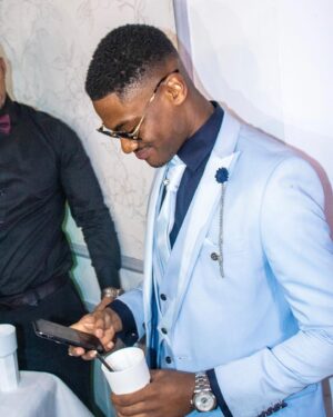 Ty Logan Instagram - Ty Logan’s Gala! Movie Settings! 😅😎🥂🍿 💎 Such A Great Way To Celebrate My 25th Birthday With Good People! #energy #birthdayparty #gala
