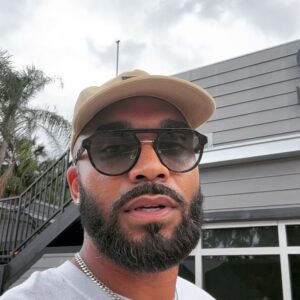 Tyler Lepley Instagram - I can get used to Tampa…

Lepley’s Kitchen & Lounge 

Coming Soon 🙏🏽