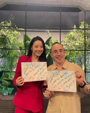 Tyler Rasch Instagram - 오늘밤 8시 <신박한 벙커>가 3부작 환경 특집으로 돌아옵니다!!! ❤️🌏 저와 @seethewon 이시원 배우가 같이 진행하는, 한국 최고의 환경 프로드램이죠! TBS와 유튜브로 방송됩니다! 스토리에 링크를 올릴 테니까 꼭 많은 관심과 시청 부탁드릴게요! 이벤트도 있으니까 그것도 스토리로 올릴게요!!!

#두번째지구는없다 #신박한벙커 #타일러라쉬 @tbs_loveletter @waveenter