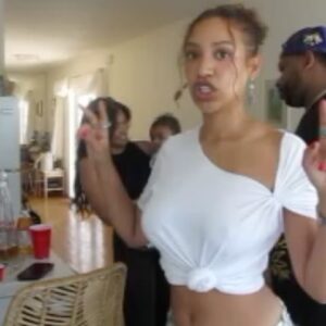Tylynn Burns Instagram - normalize posting for fun and not aesthetic