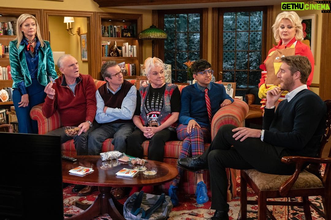 Tyne Daly - 720 Likes - Happy Thanksgiving to Everyone! There’s a wonderful, warm, and witty episode of @murphybrowncbs tonight so gather your loved ones and watch together!