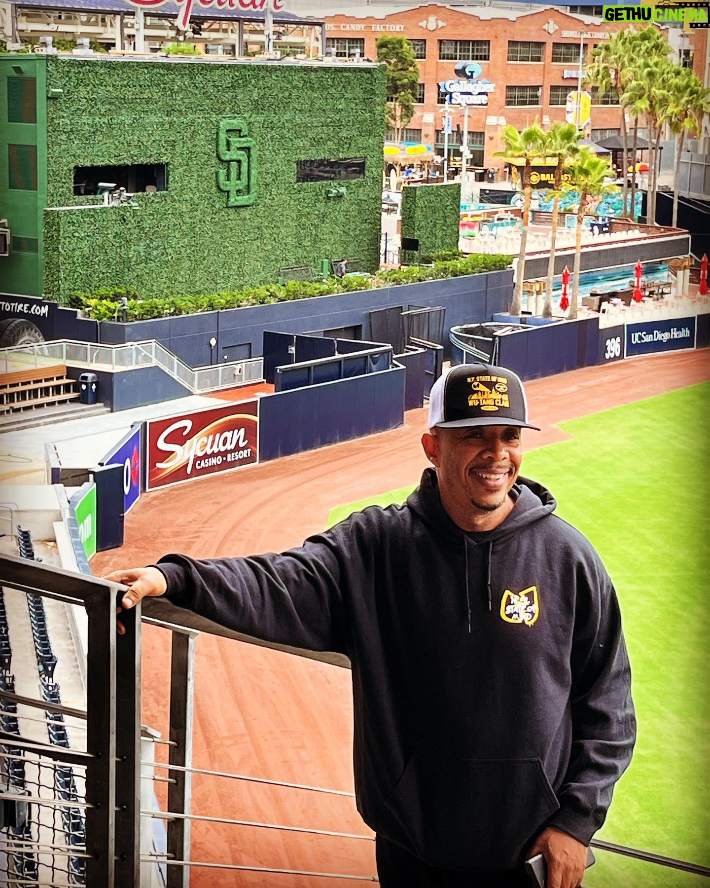 U-God - 1.3K Likes - Last Call WuFans we at @petco home of the @padres about to bring the ruckus one last time on the legendary New York State of Mind tour!!!! #sd #padres #ny #wutang #nas #hiphop #lastcall
