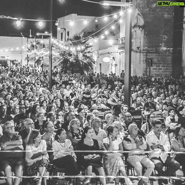 Uccio De Santis - 1.3K Likes - Una bellissima serata a Copertino nel fantastico Salento .. grazie al pubblico numerosissimo, grazie all’amministrazione comunale , alla prossima amici miei 😍😍 #tour2023 #ucciodesantis #mudù #estate #tantagente