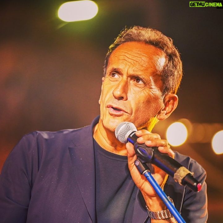 Uccio De Santis - 1.3K Likes - Una bellissima serata a Copertino nel fantastico Salento .. grazie al pubblico numerosissimo, grazie all’amministrazione comunale , alla prossima amici miei 😍😍 #tour2023 #ucciodesantis #mudù #estate #tantagente